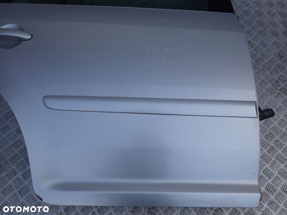 DRZWI PRAWY TYŁ VW TOURAN I LA7W RADOM - 4