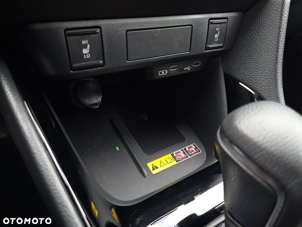 Toyota Yaris Hybrid 1.5 Style - 23