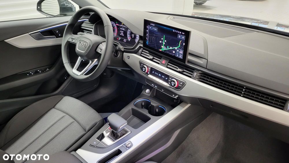 Audi A4 Limousine - 6