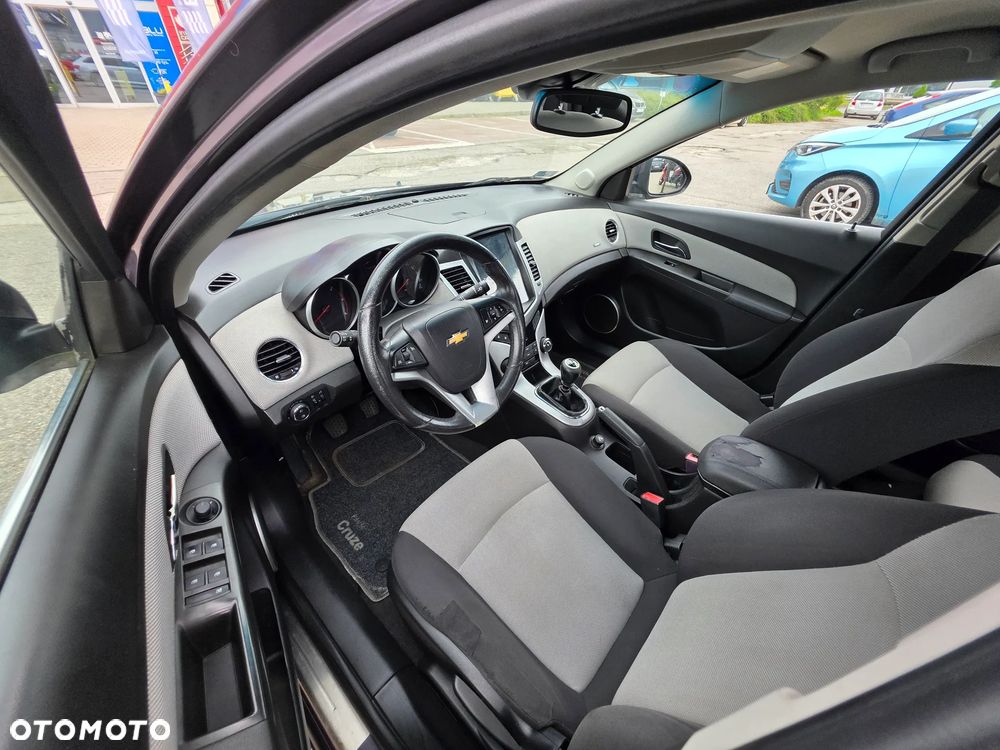 Chevrolet Cruze 2.0 VDCi LS - 30