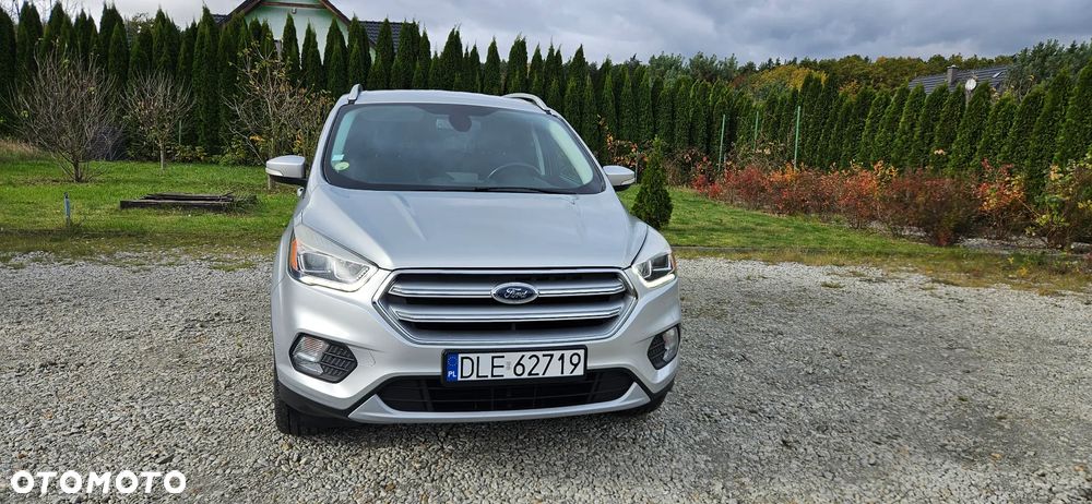 Ford Kuga 2.0 TDCi 2x4 Titanium - 1