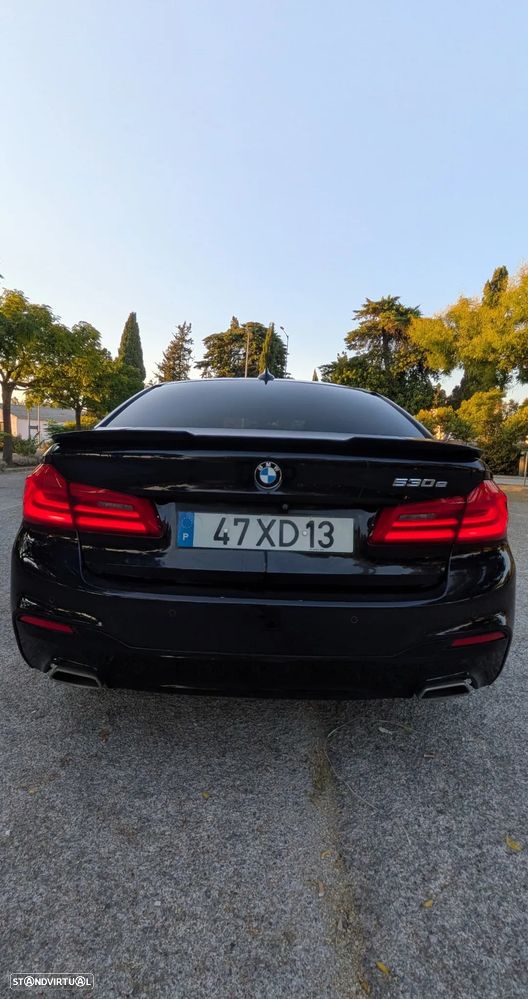 BMW 530 e Pack M - 8