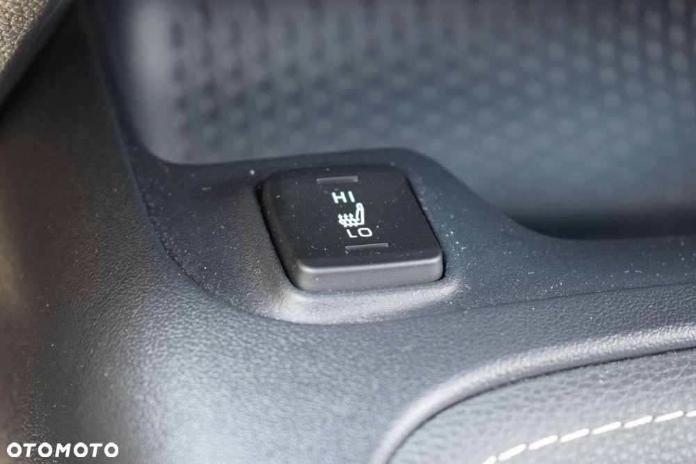 Toyota Corolla 1.8 Hybrid Comfort - 18