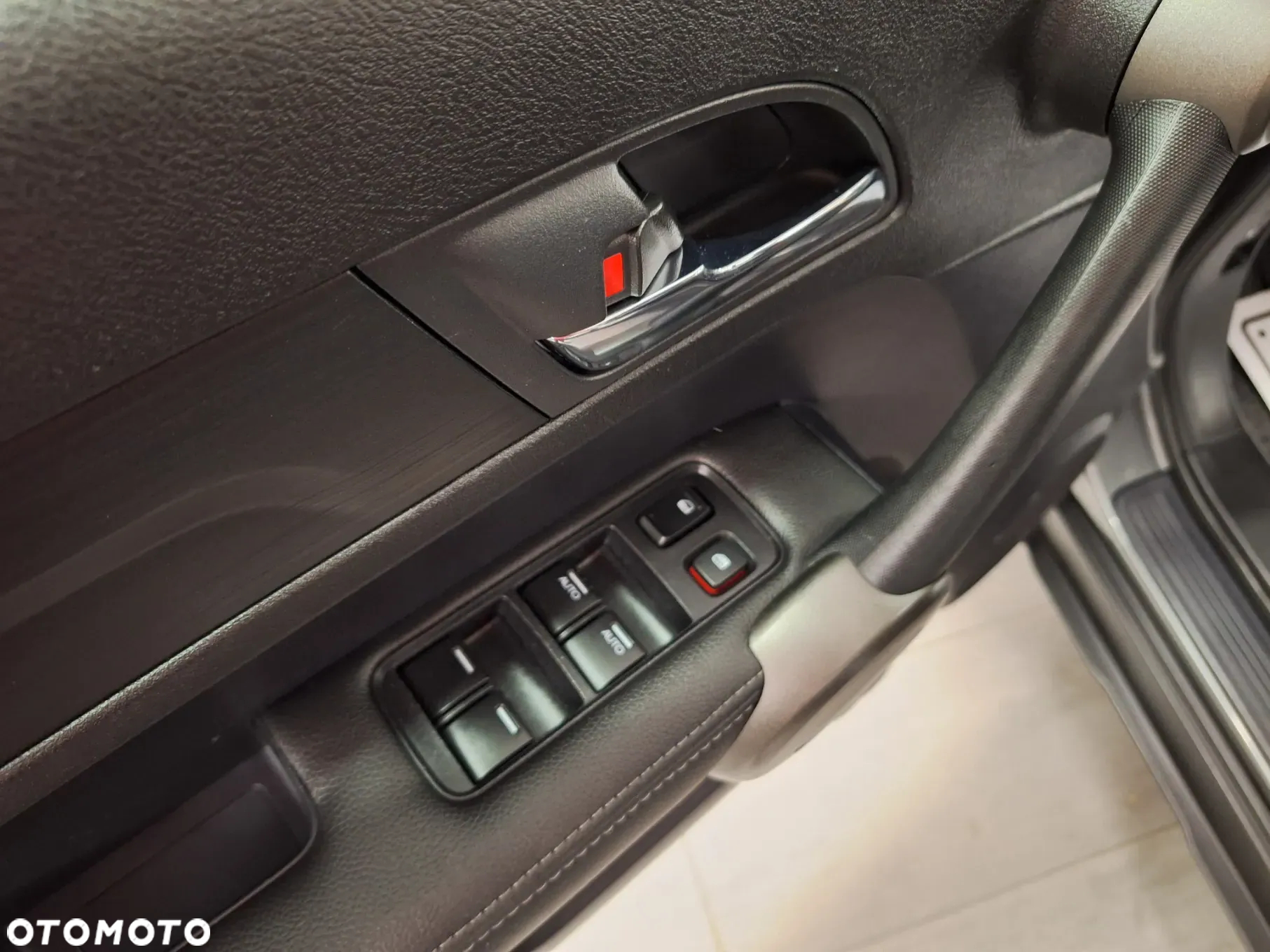 Honda CR-V 2.0i-VTEC Automatik Elegance - 29