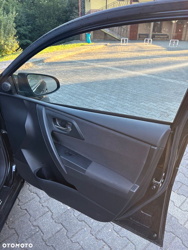 Toyota Auris 1.6 Active - 19