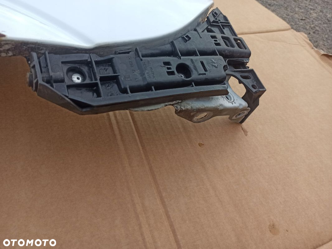Błotnik prawy przód OPEL VECTRA C LIFT SIGNUM Z474 - 11