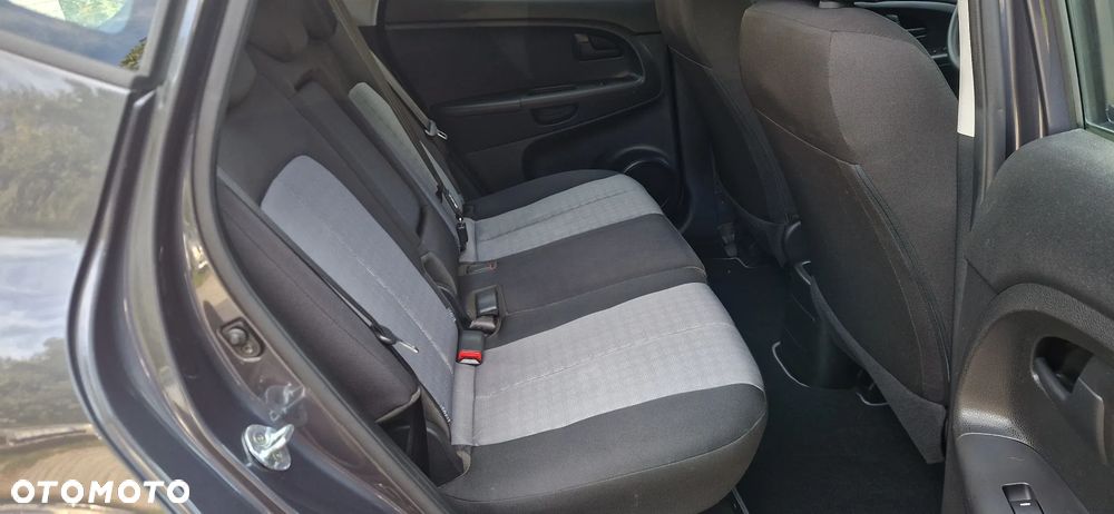 Kia Venga 1.4 CVVT Dream Team Edition - 8