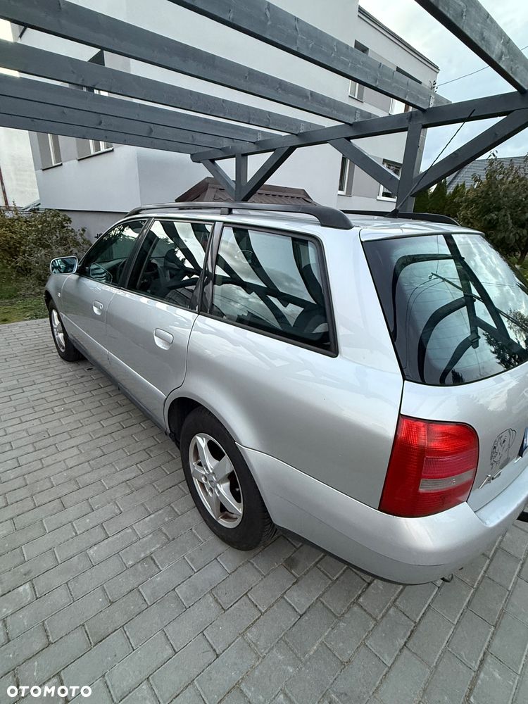Audi A4 Avant - 5