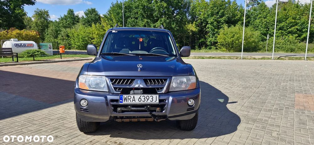 Mitsubishi Pajero - 8