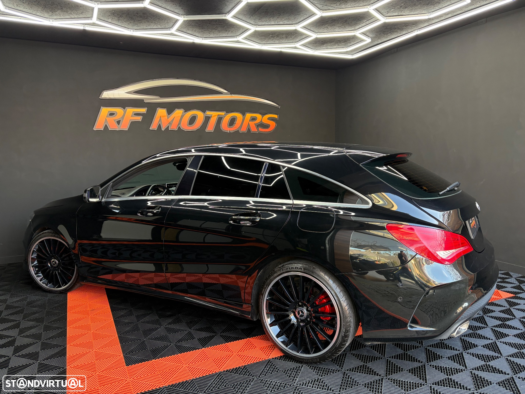 Mercedes-Benz CLA 200 d Shooting Brake AMG Line Aut. - 26