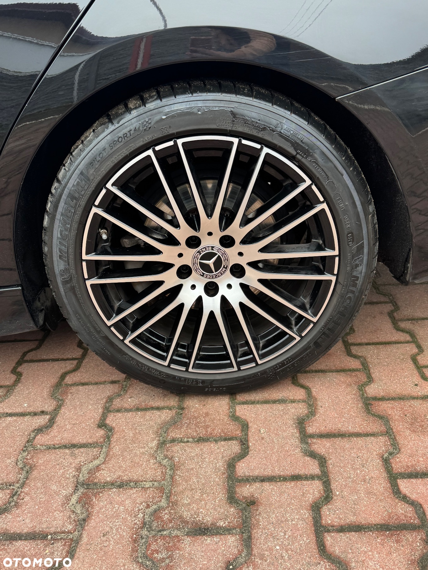Mercedes-Benz Klasa C 180 9G-TRONIC - 26
