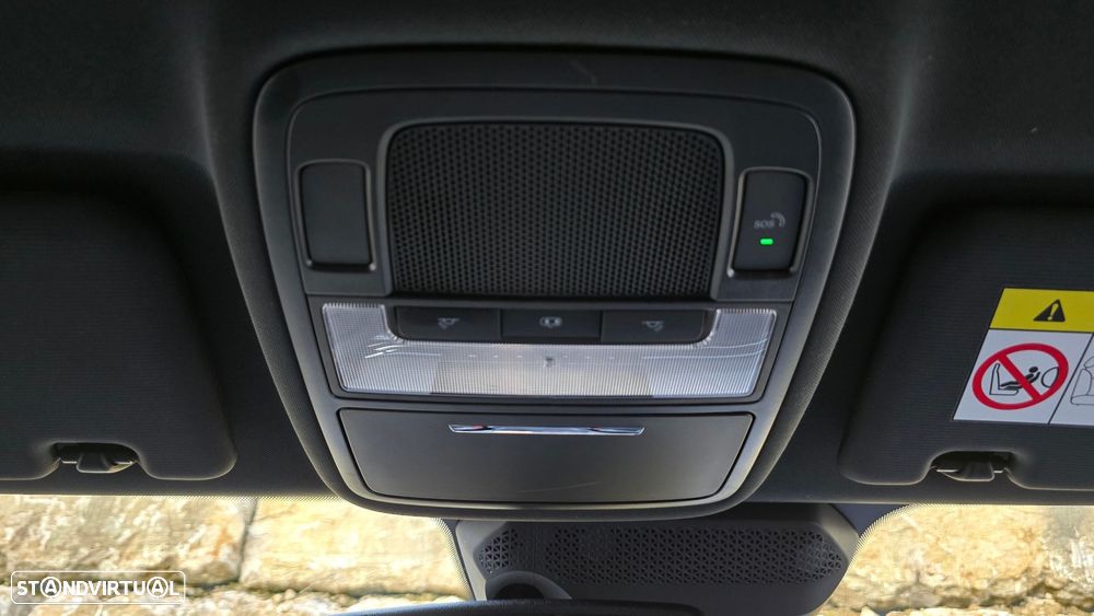 MG MG4 64 kWh Luxury - 12