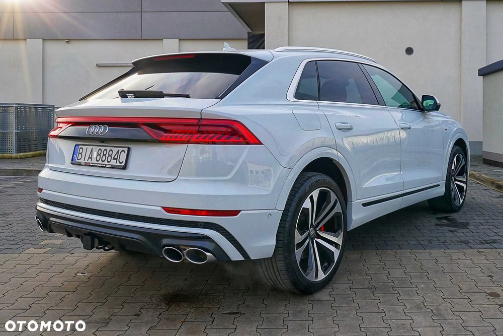 Audi Q8 SUV TFSI quattro 250 kW tiptronic S line business - 33
