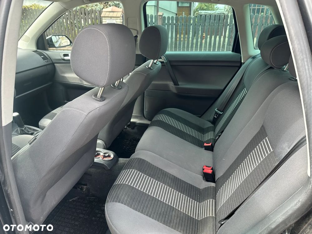Volkswagen Polo - 9