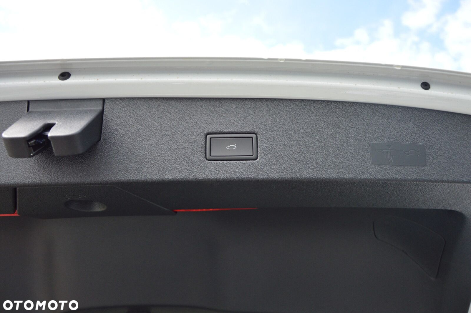 Volkswagen T-Roc - 21