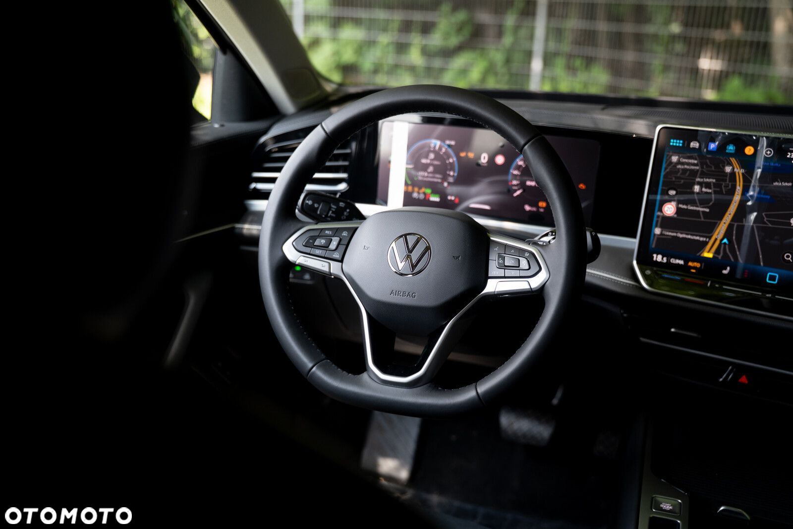 Volkswagen Passat - 19
