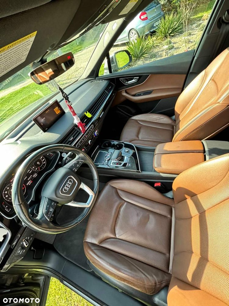 Audi Q7 - 3