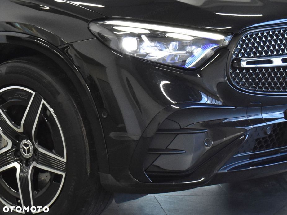 Mercedes-Benz GLC - 18