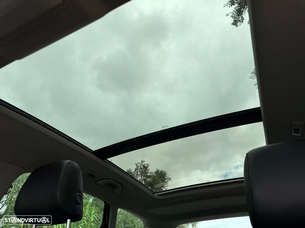 SEAT Leon ST 2.0 TDI DSG Style Edition - 24