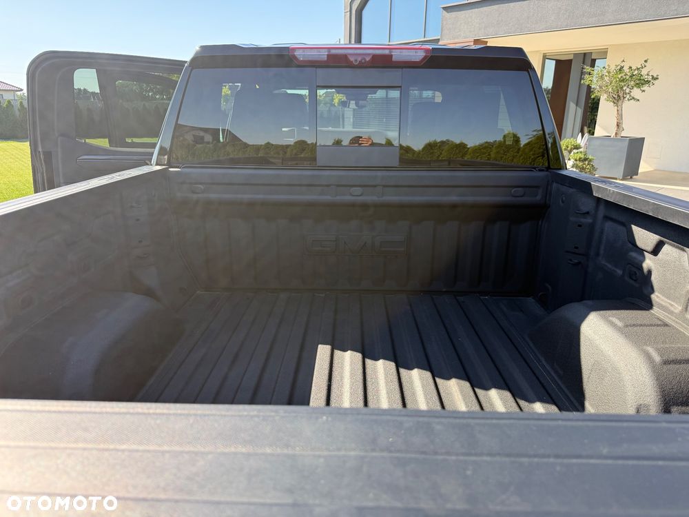 GMC Sierra - 35