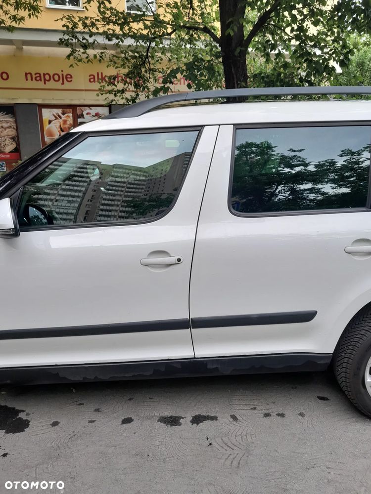 Skoda Yeti 2.0 TDI DSG 4x4 Ambition - 5