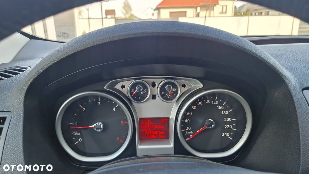 Ford Kuga 2.0 TDCi 4x4 Titanium - 19