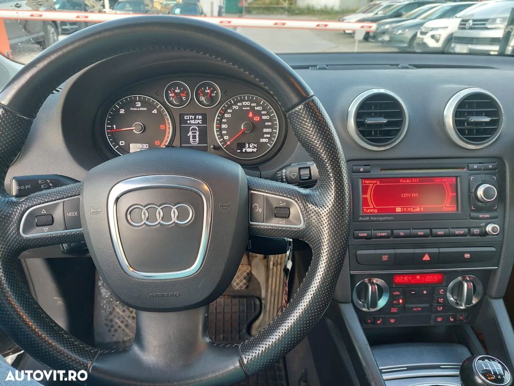 Audi A3 Sportback - 3