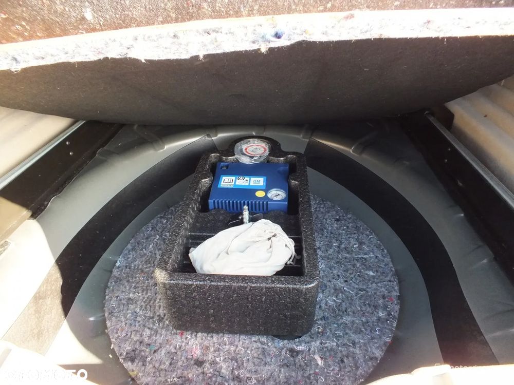 Opel Insignia 2.0 CDTI Cosmo S&S - 22