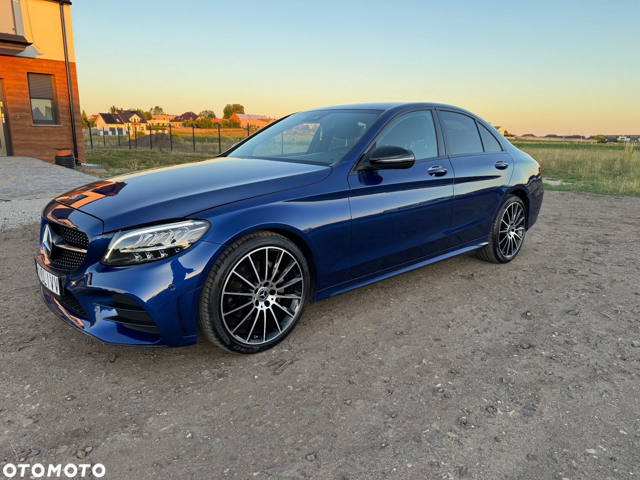 Mercedes-Benz Klasa C 200 T 9G-TRONIC AMG Line - 19