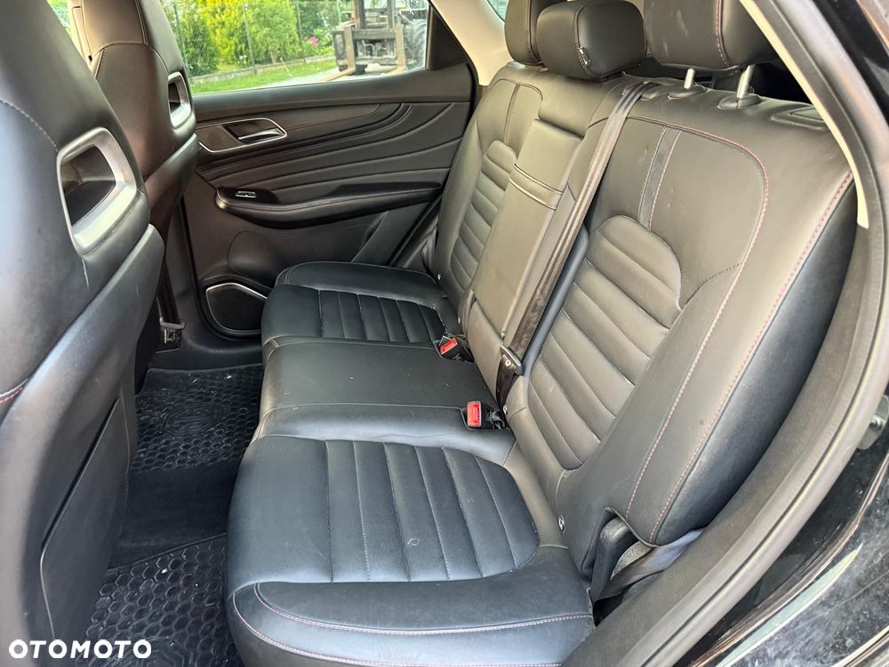 MG EHS PHEV Luxury - 15