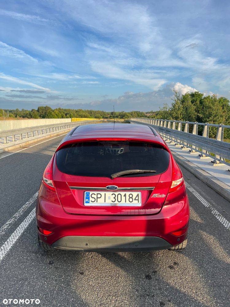 Ford Fiesta 1.4 Titanium EU5 - 3