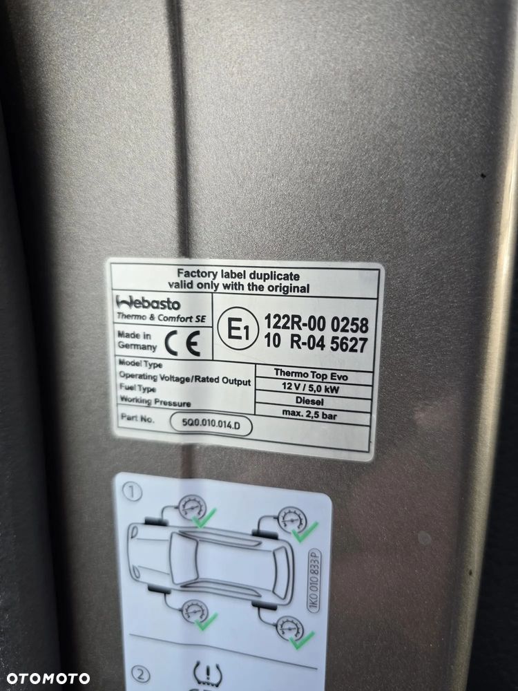 Volkswagen Caravelle - 17