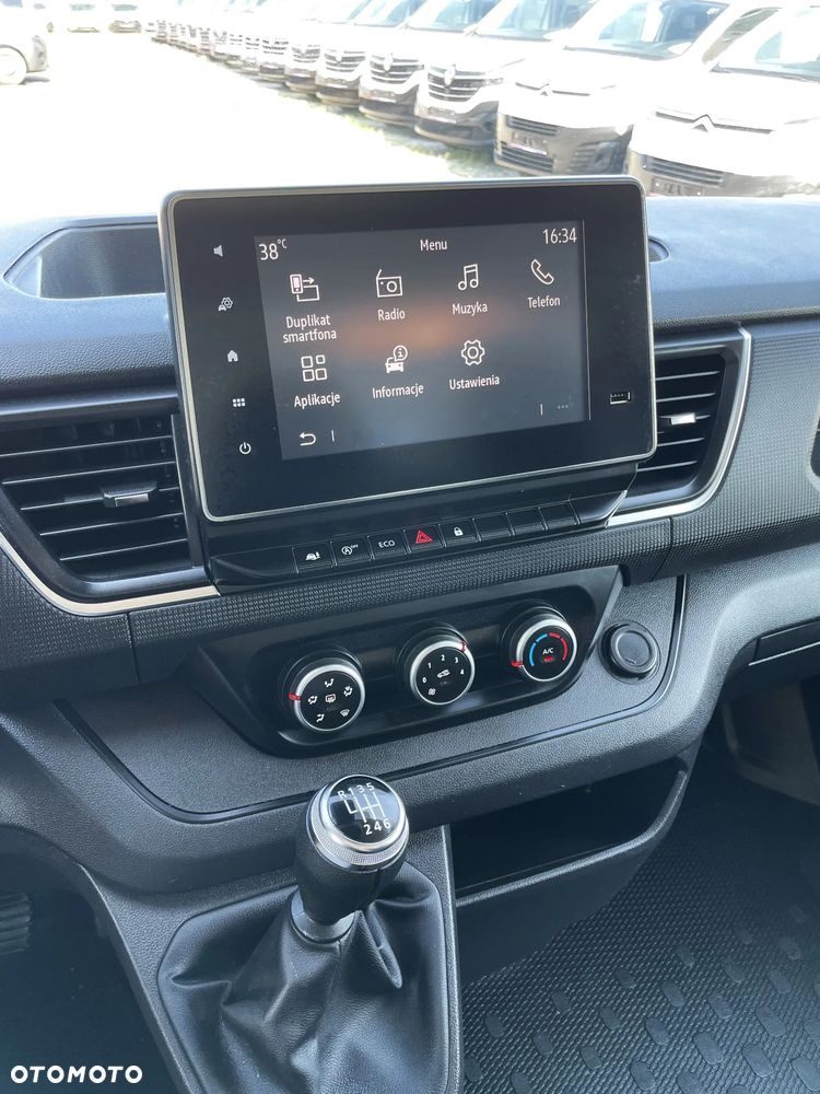Renault Trafic - 8