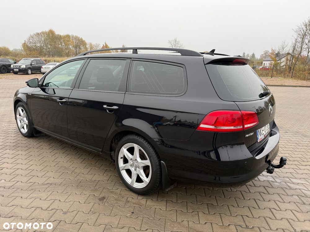 Volkswagen Passat 2.0 Blue TDI SCR Comfortline - 5