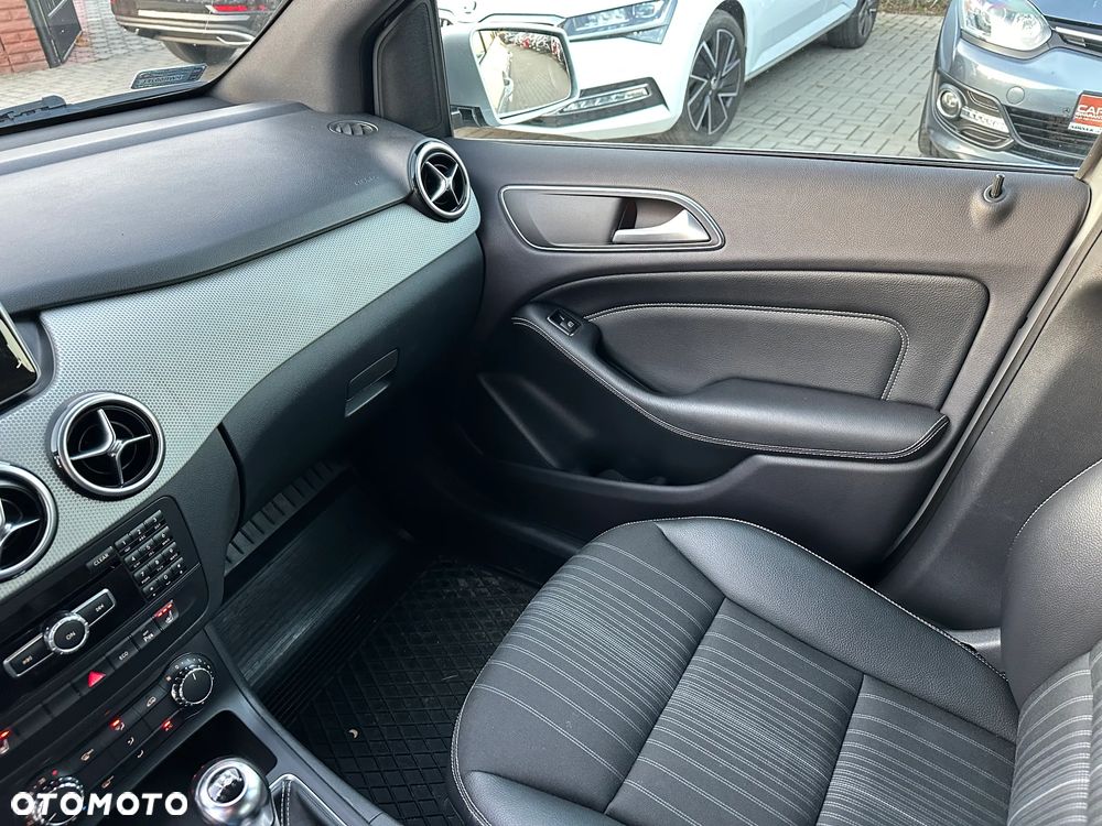 Mercedes-Benz Klasa B - 18