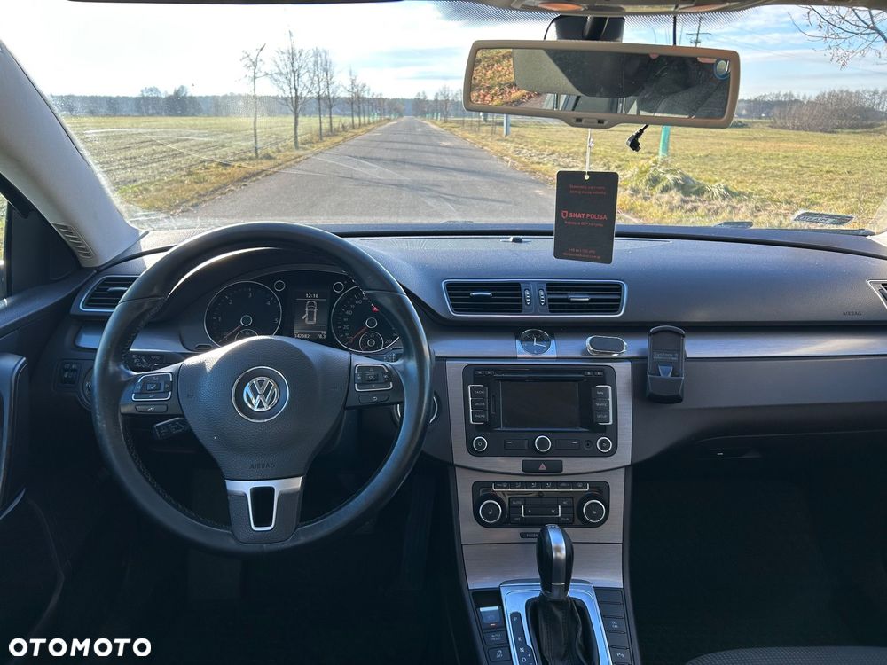 Volkswagen Passat 2.0 TDI Comfortline DSG - 7