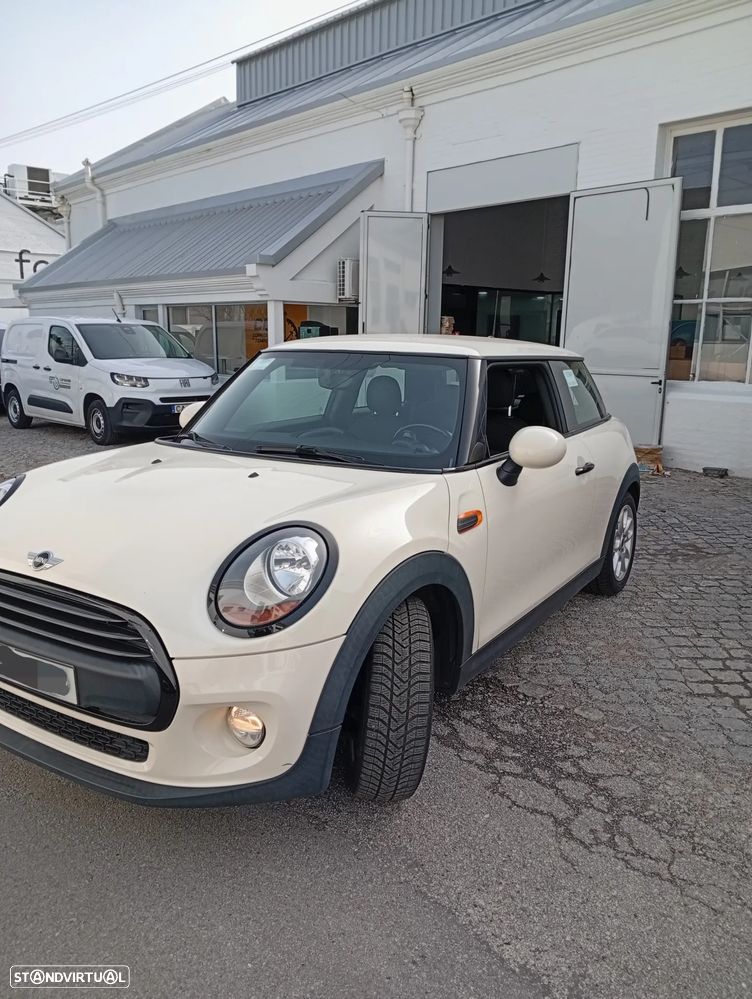 MINI 3 Portas One - 6