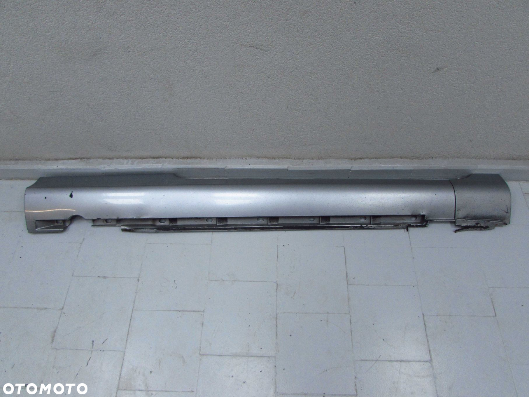 VOLVO C70 II CABRIO 06-13 PROG LISTWA PROGOWA PRAWA 30737151 477 - 7