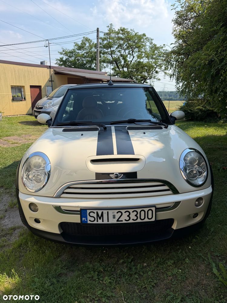 MINI Cooper S Sidewalk - 8