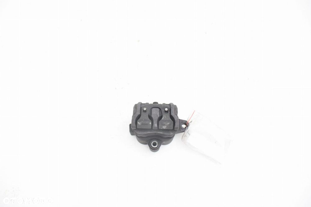ZACISK HAMULCOWY LEWY Honda VF 1000F SC15 85-86 - 3