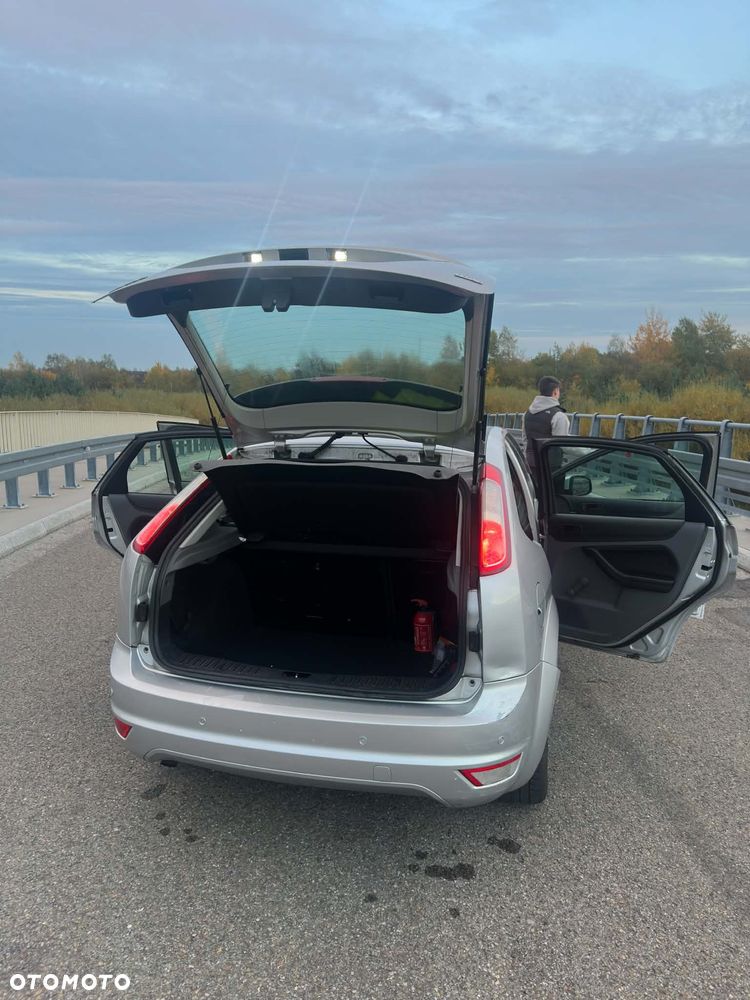 Ford Focus - 5
