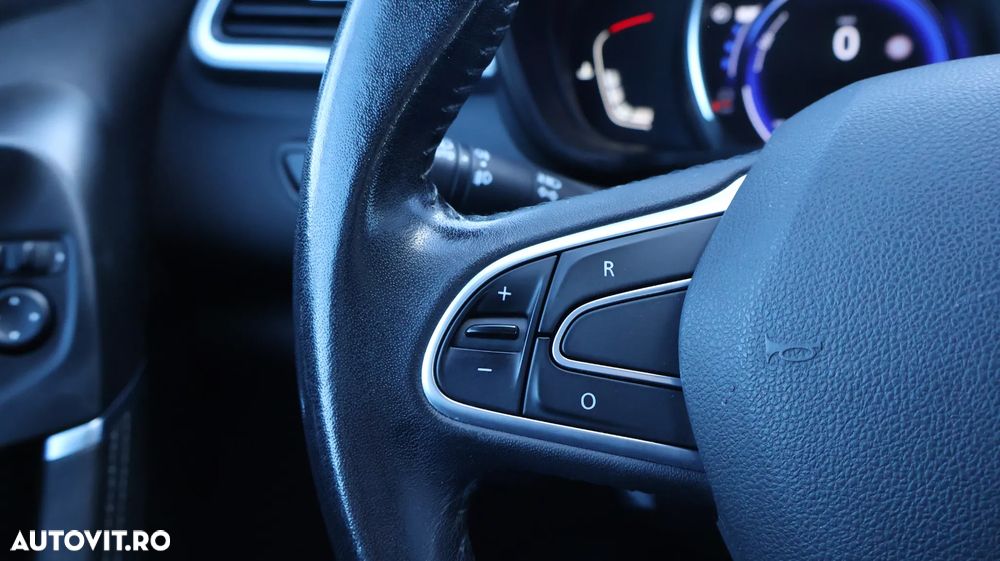 Renault Kadjar Energy dCi 110 EDC Business - 16