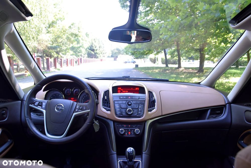 Opel Zafira 1.4 T Cosmo - 20