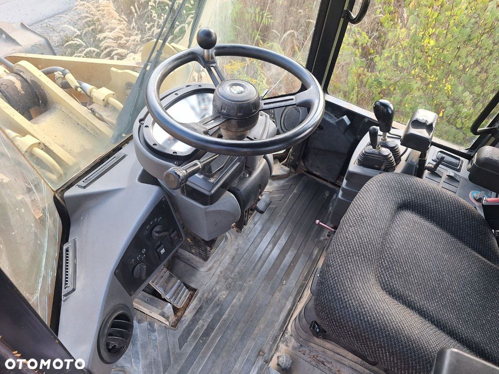 Caterpillar 938 G 4X4 - 10