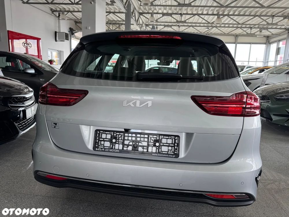 Kia Ceed 1.5 T-GDI M DCT - 5