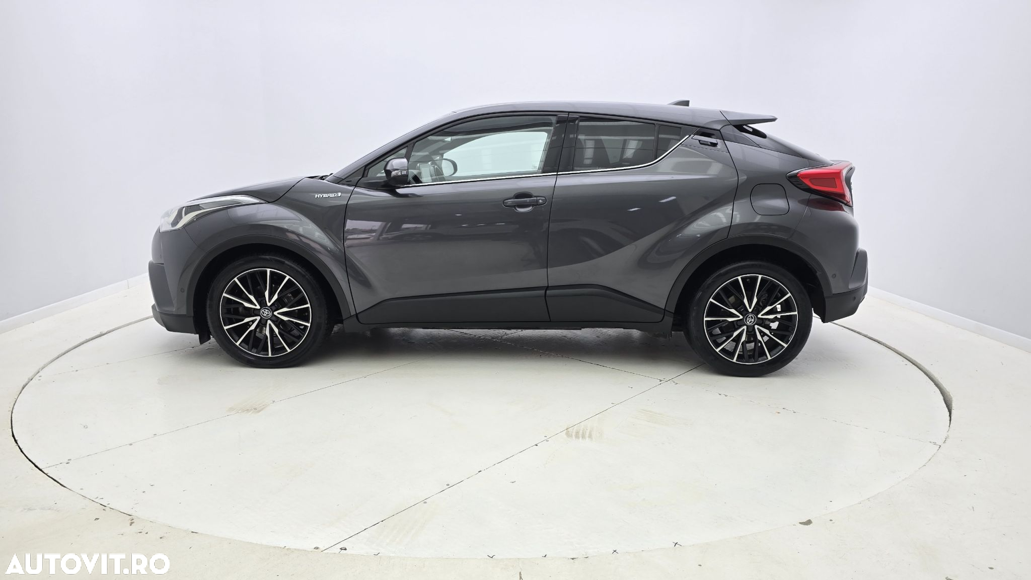 Toyota C-HR - 9