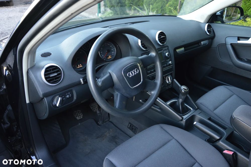 Audi A3 Sportback - 19