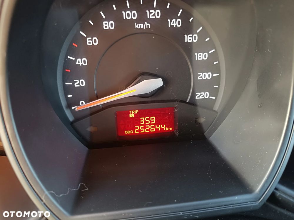 Kia Rio 1.2 Business Line - 5