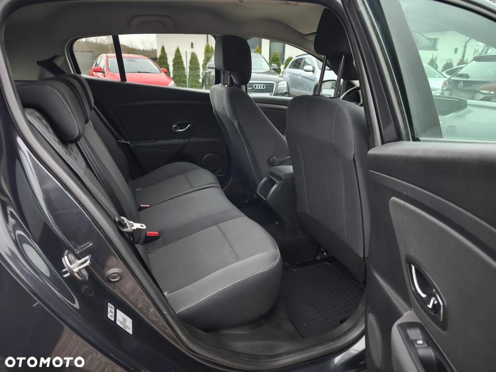 Renault Megane 1.6 16V 100 Paris - 11