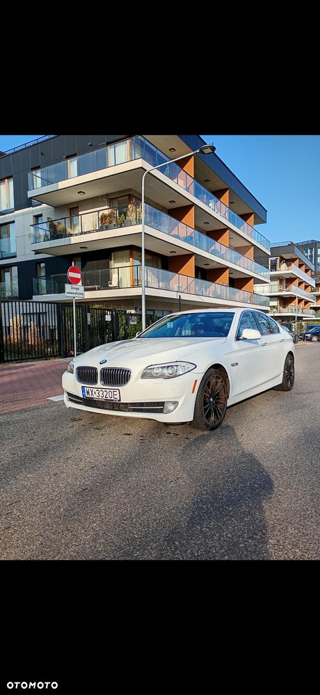 BMW Seria 5 528i xDrive Luxury Line - 16